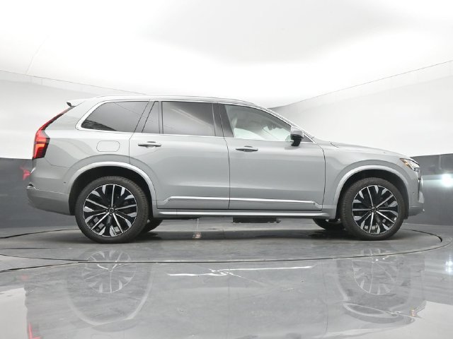 Used 2026 Volvo XC90 B6 Ultra AWD/4WD image 17