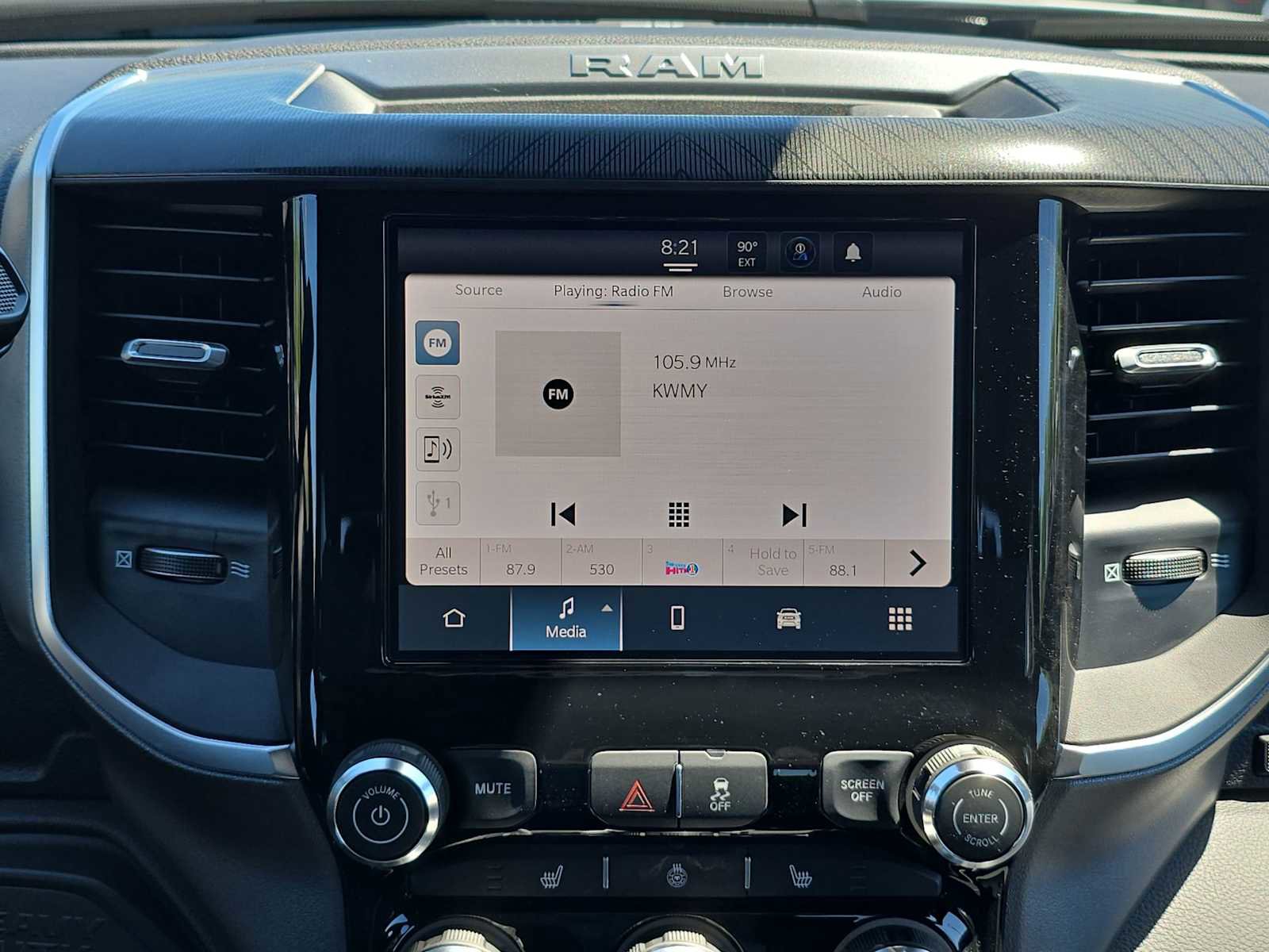 New 2025 RAM 2500 Big Horn image 12