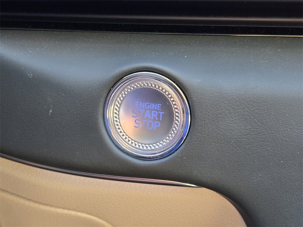 Used 2025 Genesis GV80 2.5T Standard image 21