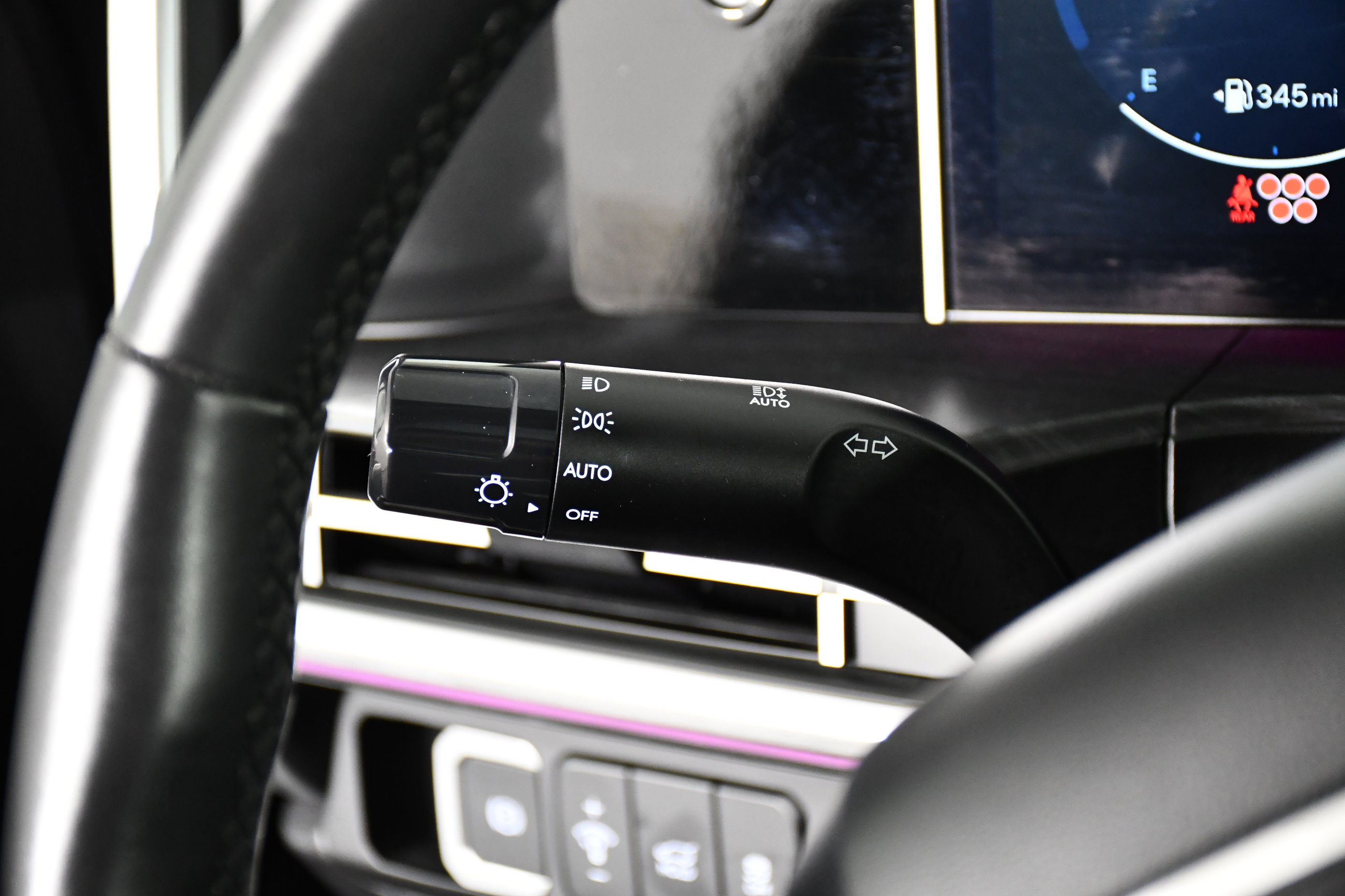 Used 2024 Hyundai Santa Fe Limited image 16