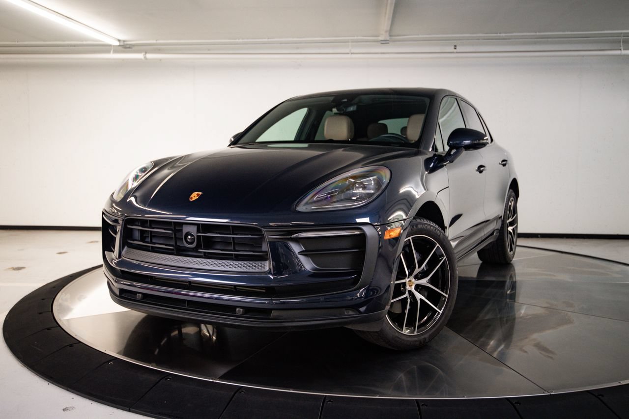 Certified 2023 Porsche Macan AWD/4WD video 1