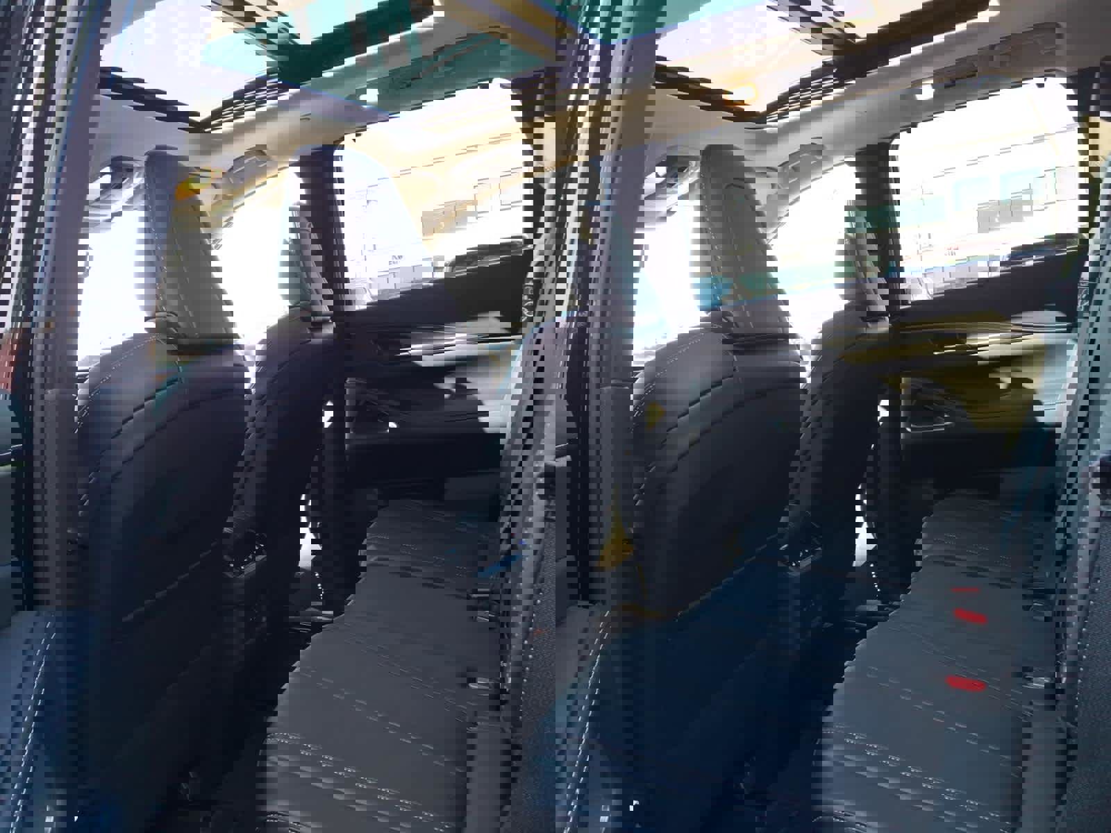 Certified 2025 INFINITI QX60 Luxe image 19