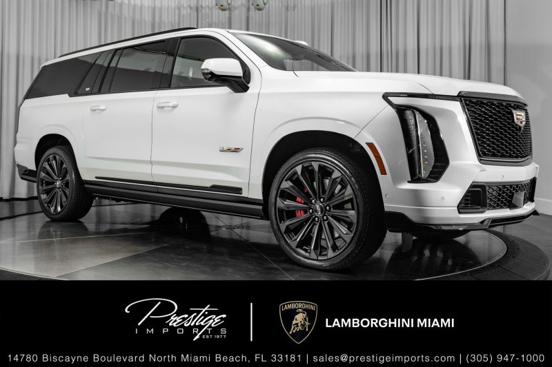 Used 2025 Cadillac Escalade ESV V image 1