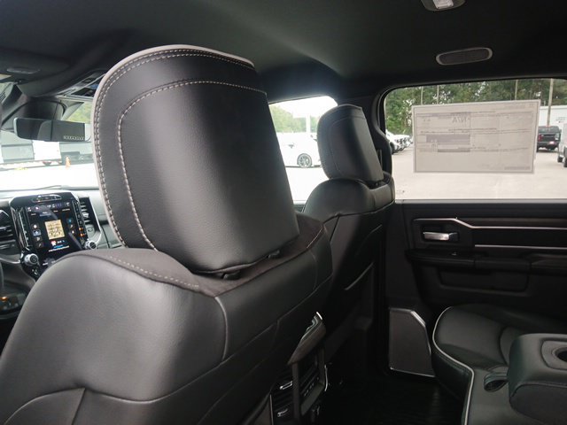 New 2027 RAM 4500 4x4 Crew Cab DRW w/ Laramie Trim Package image 15