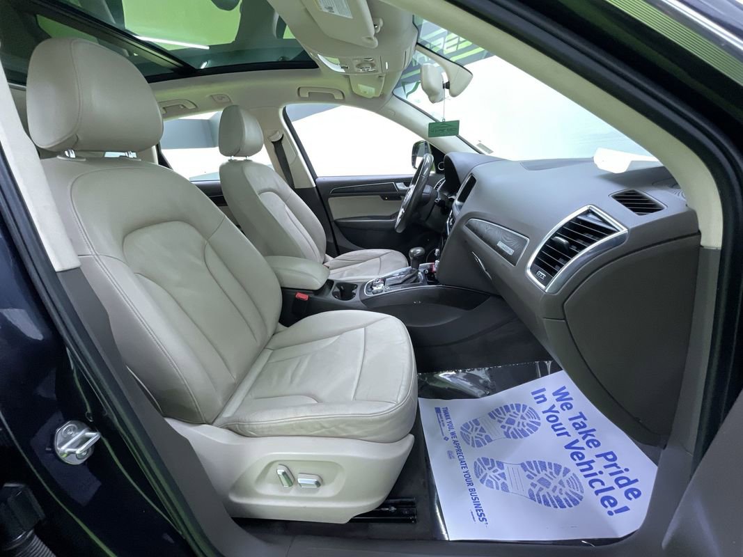 Used 2017 Audi Q5 2.0T Premium Plus w/ Technology Package image 30