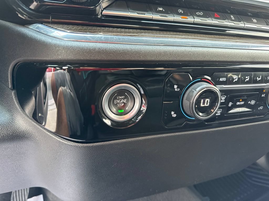 Used 2023 Chevrolet Silverado 1500 LT AWD/4WD image 29