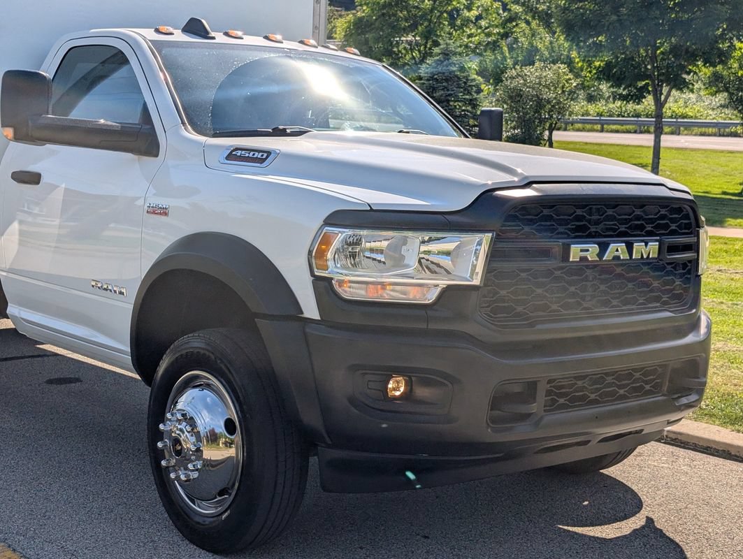 Used 2022 RAM 4500 Tradesman RWD image 11