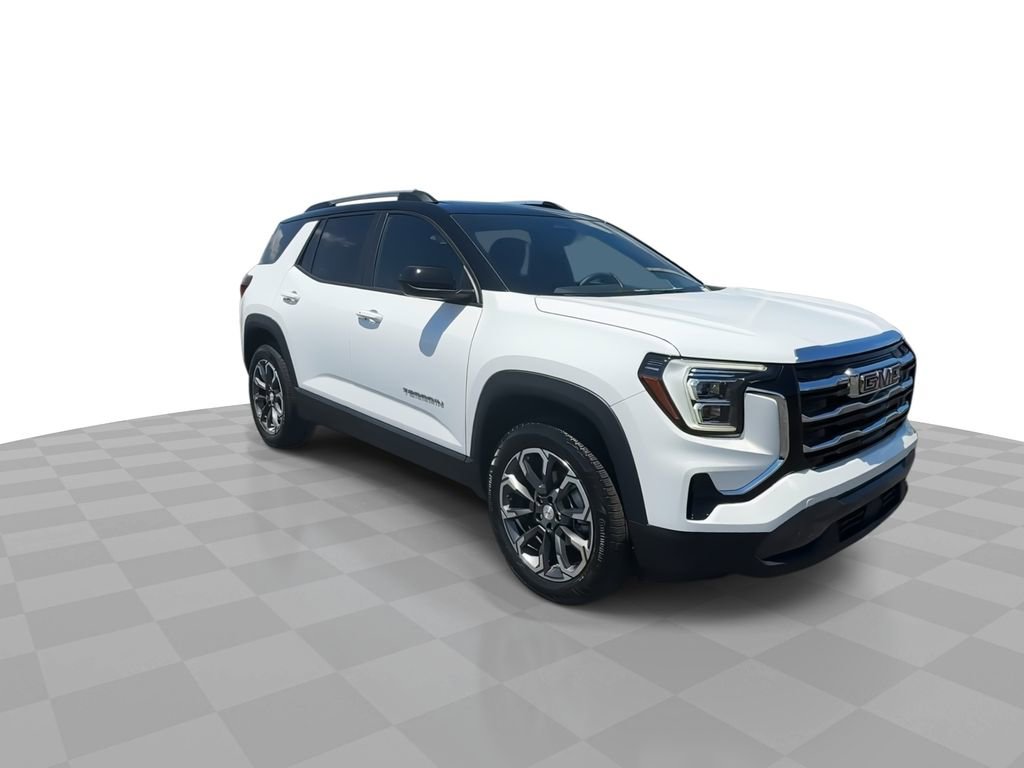 Used 2025 GMC Terrain Elevation w/ Elevation Premium Package AWD/4WD image 2