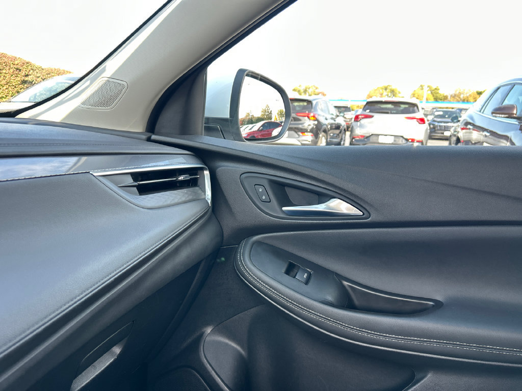 Certified 2024 Buick Encore GX Preferred FWD image 27