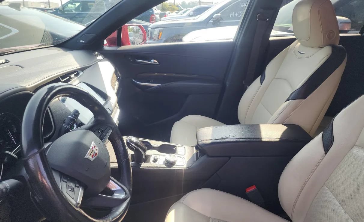 Used 2020 Cadillac XT4 Sport AWD/4WD image 7