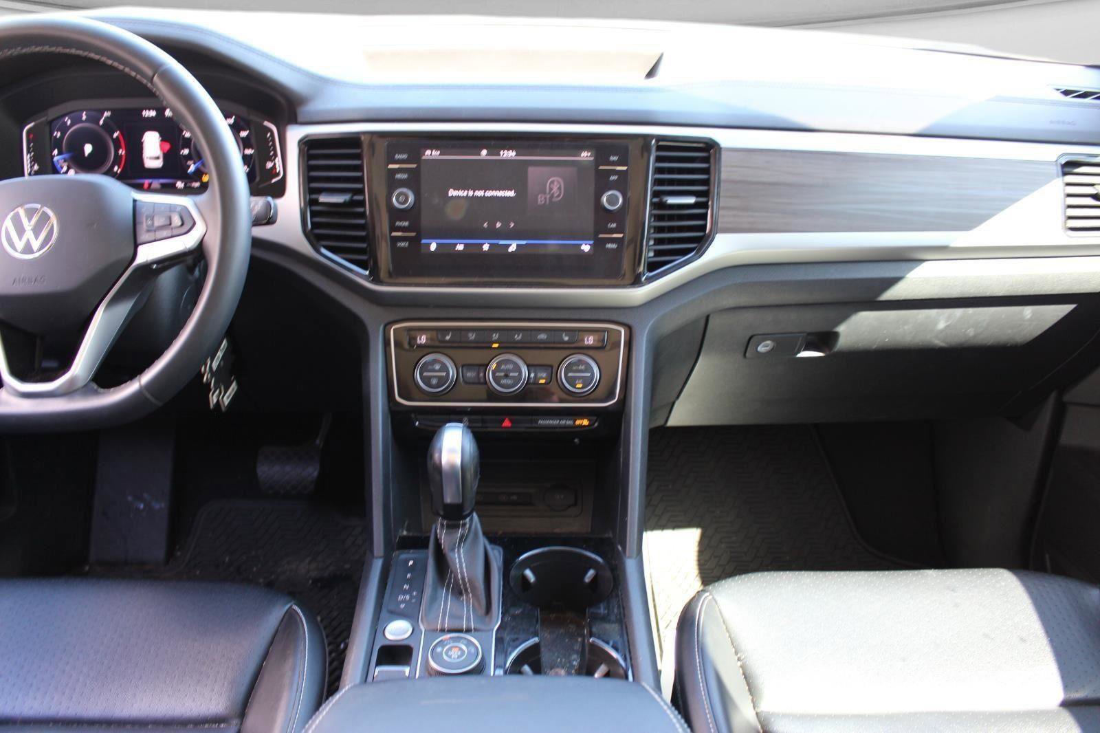 Used 2022 Volkswagen Atlas SEL AWD/4WD image 14