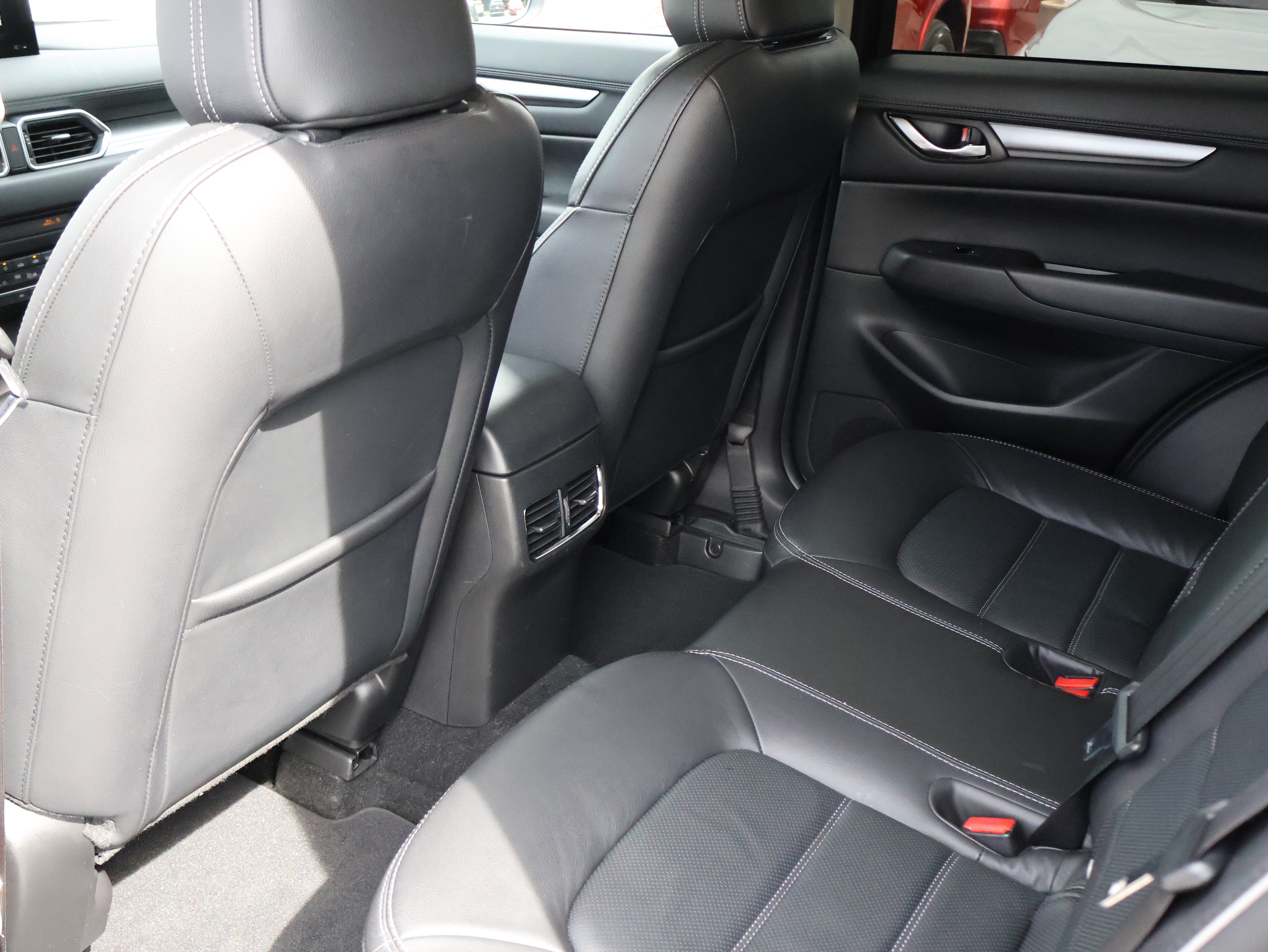 Used 2025 MAZDA CX-5 AWD 2.5 S w/ Preferred Package image 11