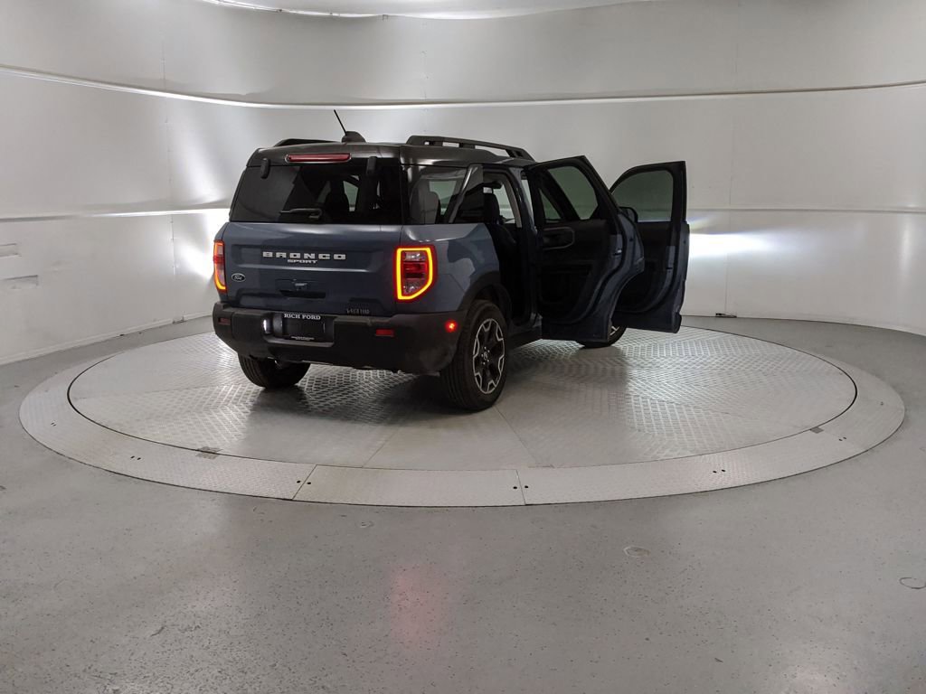 New 2025 Ford Bronco Sport Outer Banks w/ Outer Banks Tech Package+ image 9