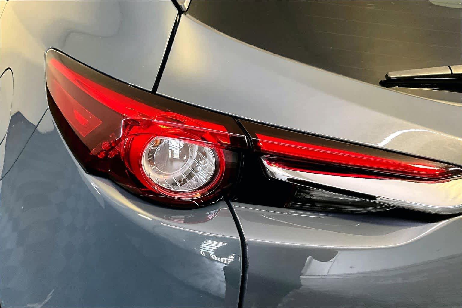 Used 2023 MAZDA CX-9 Carbon Edition AWD/4WD image 28