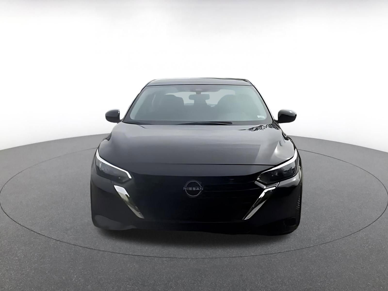 Used 2025 Nissan Sentra SV FWD image 4