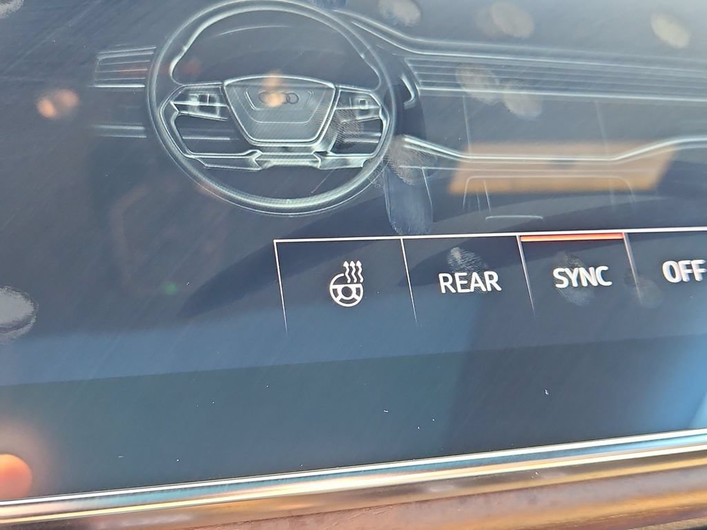 Certified 2025 Audi Q8 Premium Plus AWD/4WD image 23