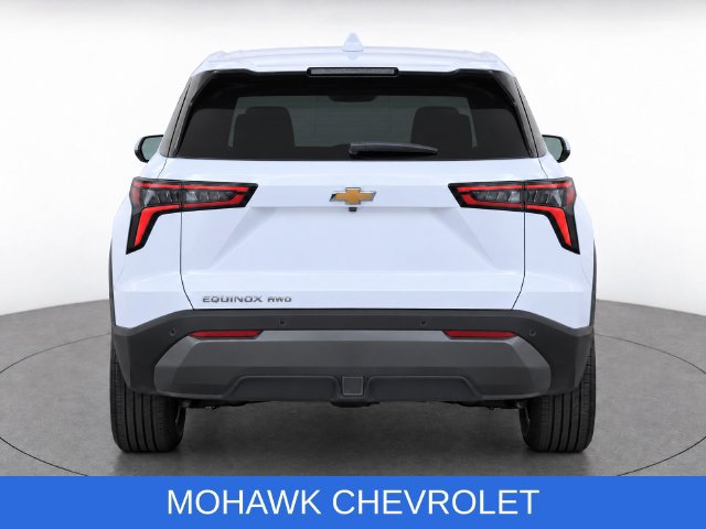 Used 2026 Chevrolet Equinox LT AWD/4WD image 10