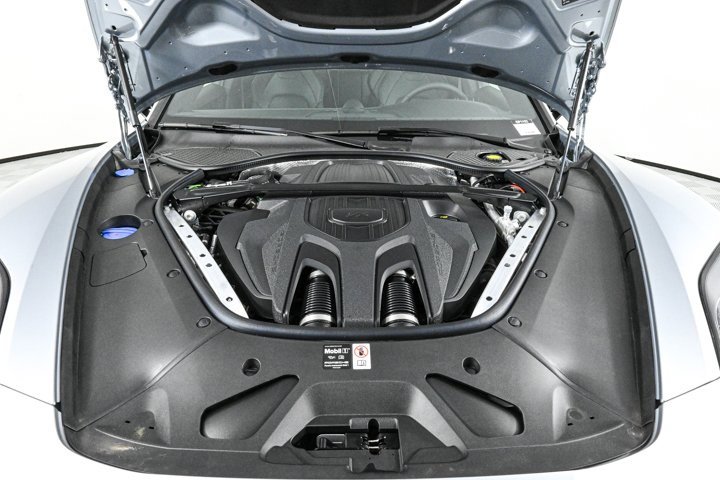 New 2025 Porsche Panamera 4 image 33
