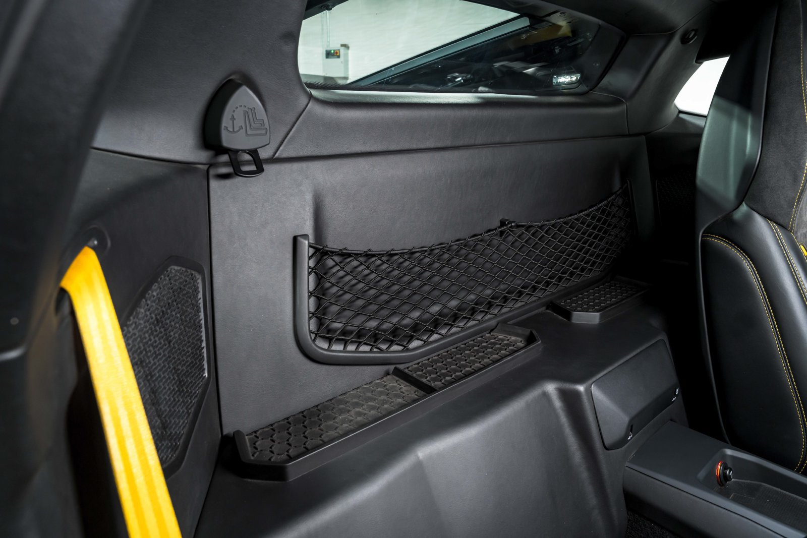 Used 2021 Lamborghini Huracan EVO RWD image 31