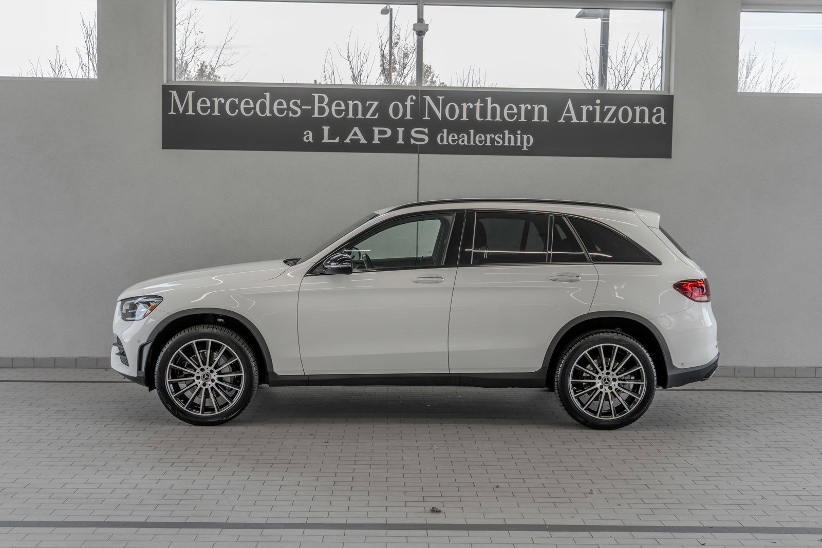 Used 2021 Mercedes-Benz GLC 300 GLC 300 image 2