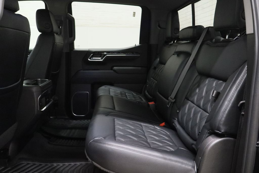 Used 2024 GMC Sierra 1500 Elevation w/ Preferred Package image 17