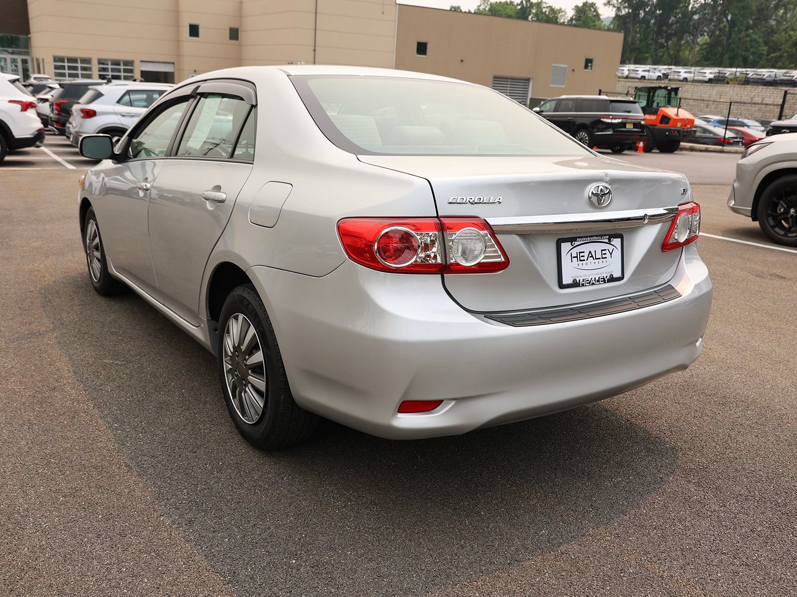 Used 2011 Toyota Corolla LE FWD image 5