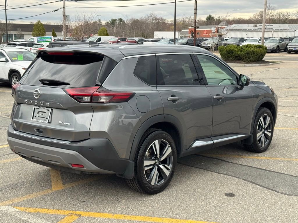 Used 2021 Nissan Rogue SL w/ Premium Package image 6