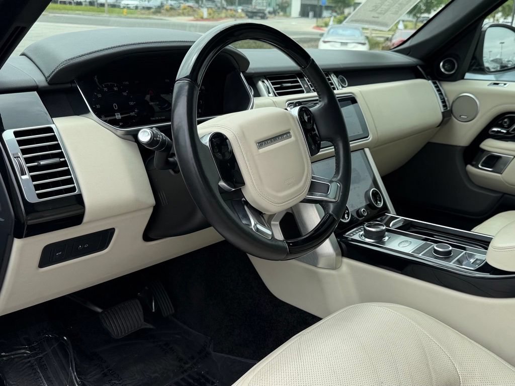 Used 2020 Land Rover Range Rover HSE AWD/4WD image 27