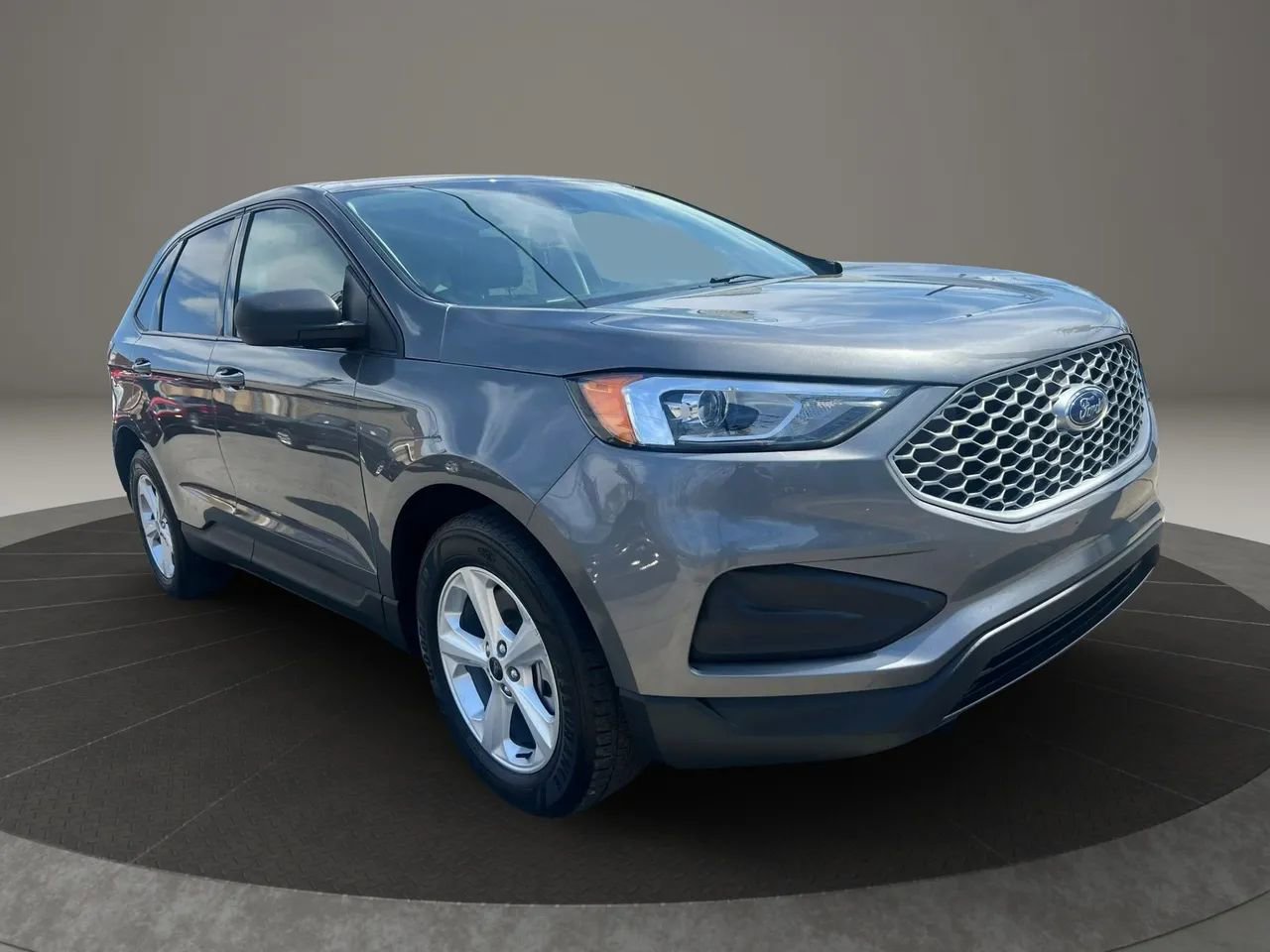 Used 2023 Ford Edge SE AWD/4WD image 3
