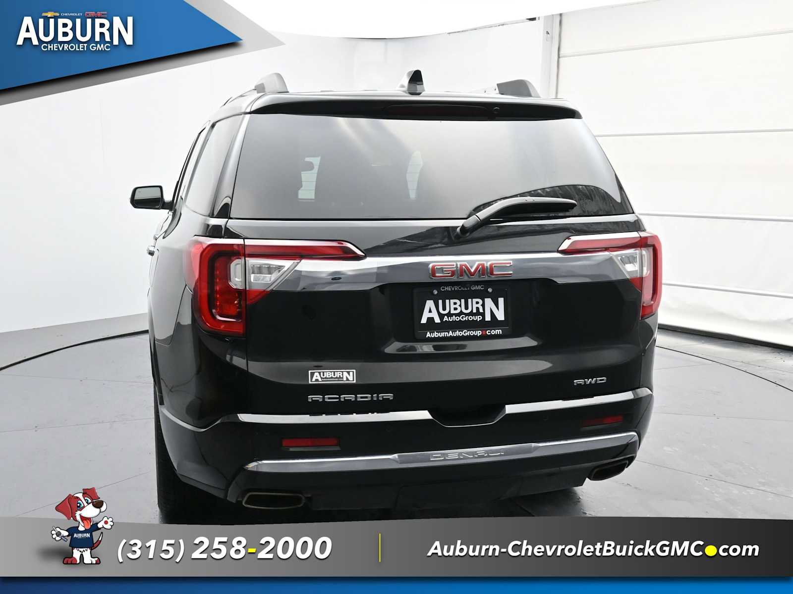 Used 2023 GMC Acadia Denali w/ Trailering Package image 13