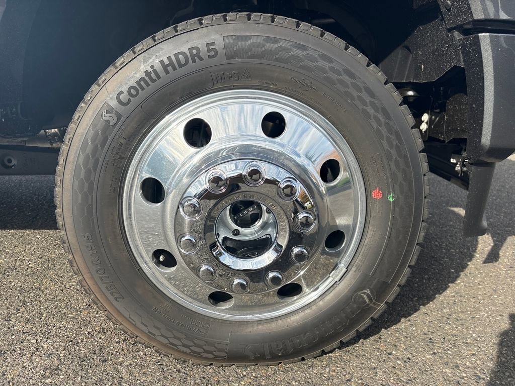New 2026 Ford F450 Platinum w/ FX4 Off-Road Package image 31