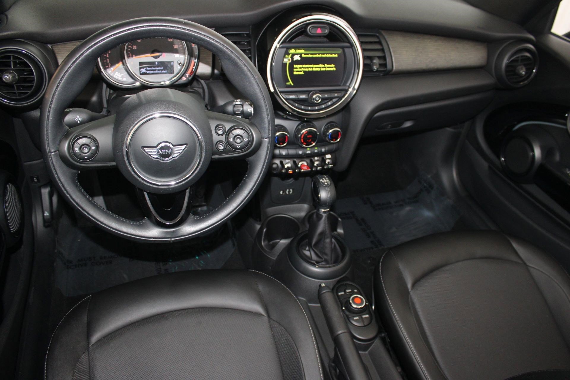 Used 2018 MINI Cooper Convertible image 28