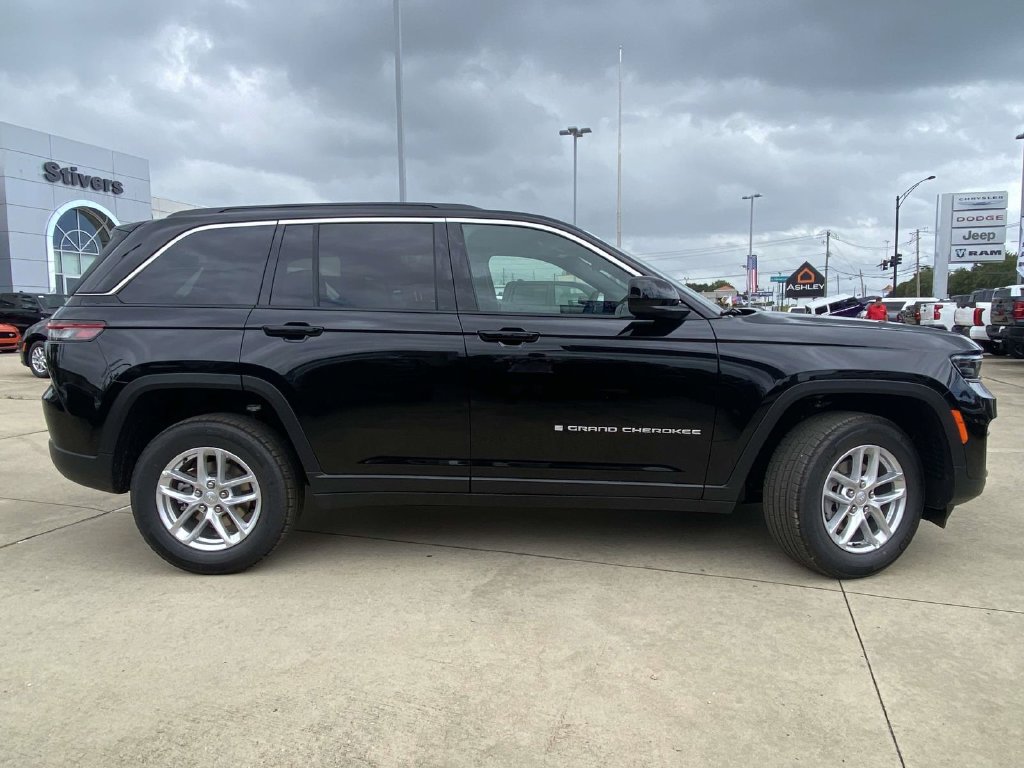 New 2026 Jeep Grand Cherokee Laredo X RWD image 36