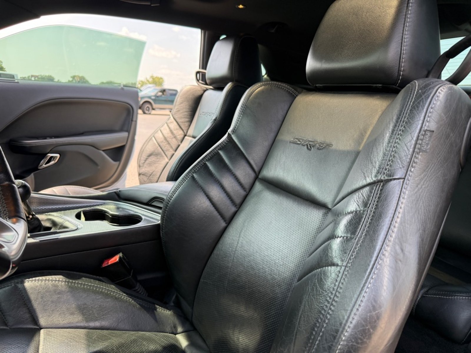 Used 2016 Dodge Challenger SRT Hellcat RWD image 30