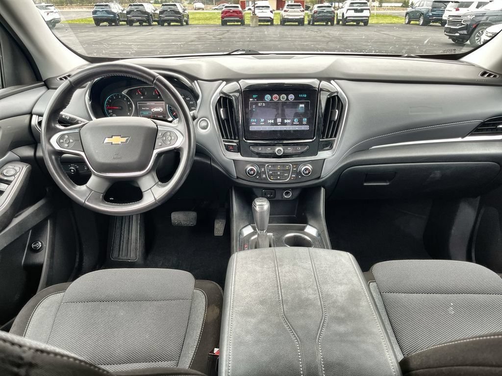 Used 2018 Chevrolet Traverse LT AWD/4WD image 19