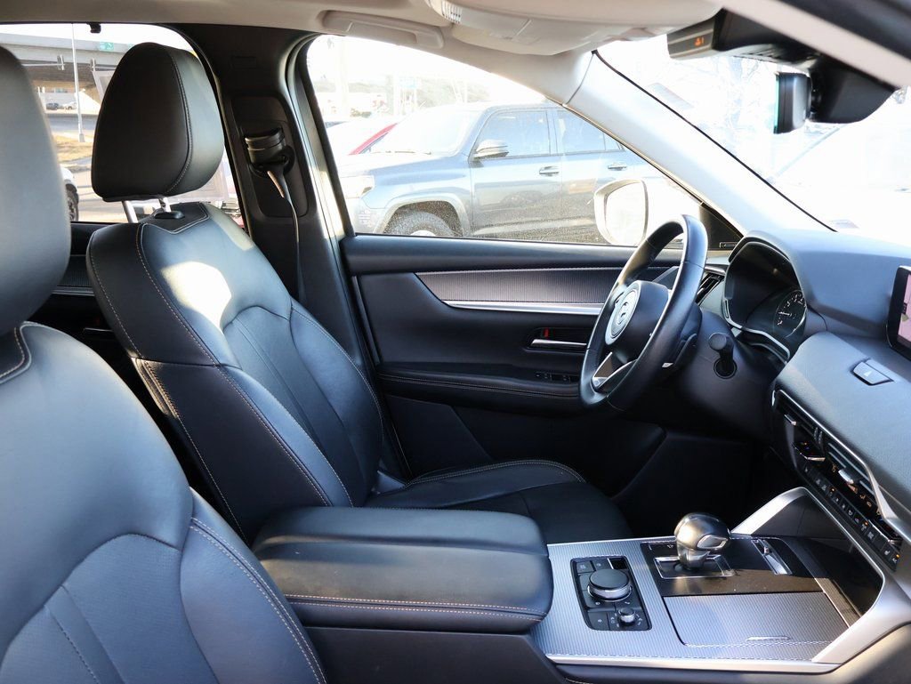 Used 2024 MAZDA CX-90 3.3 Turbo w/ Premium Package image 8