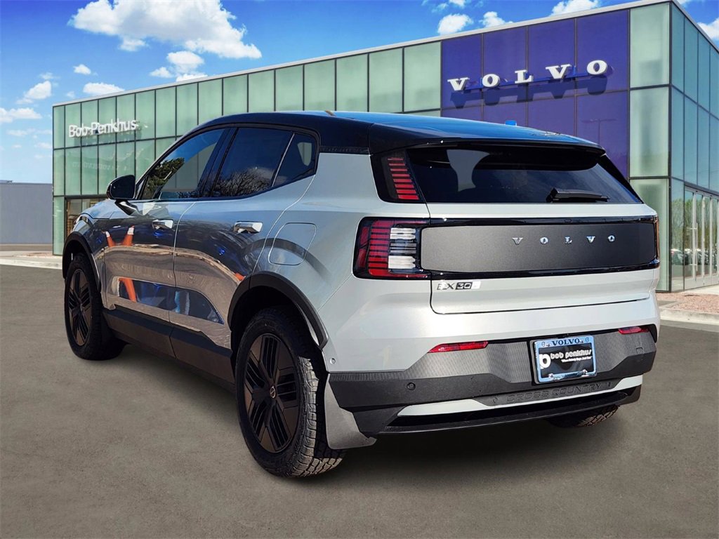 New 2026 Volvo EX30 Cross Country Ultra image 5