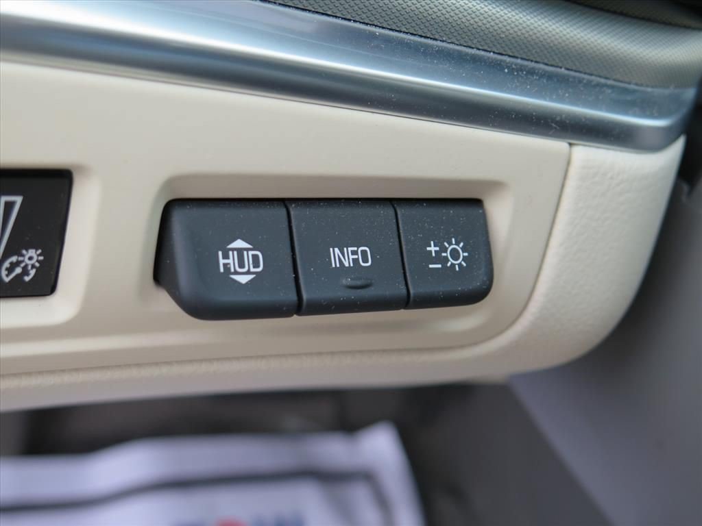 Certified 2024 Cadillac XT5 Premium Luxury w/ Technology Package FWD image 7