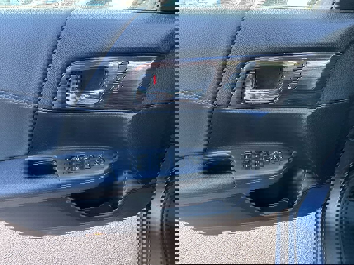 Used 2017 Honda Accord EX-L image 27