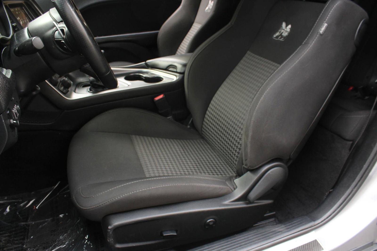Used 2018 Dodge Challenger R/T Scat Pack RWD image 18