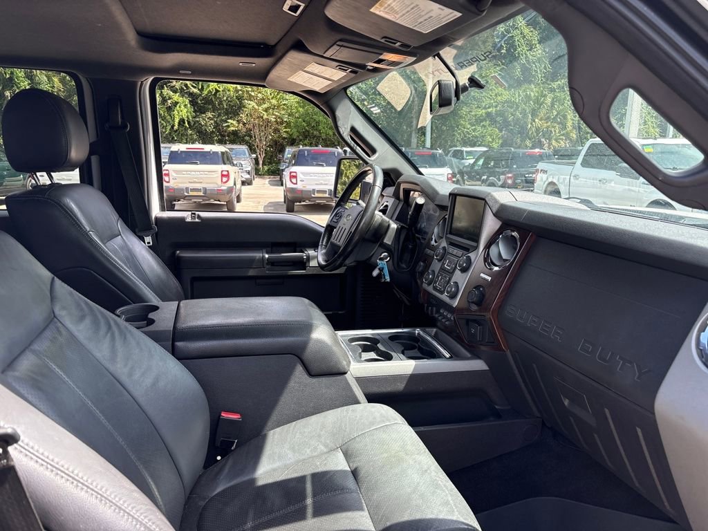 Used 2015 Ford F250 Lariat w/ Lariat Ultimate Package image 28