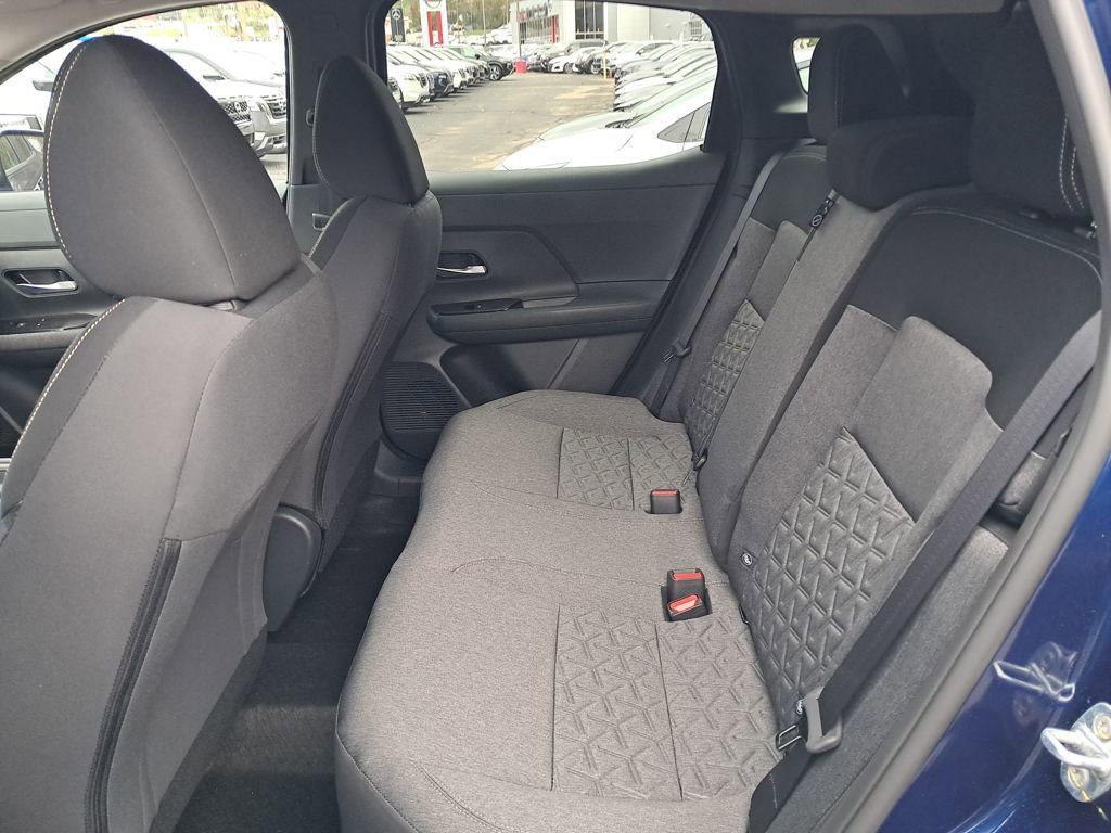 New 2026 Nissan Kicks SV w/ SV Premium Package image 26