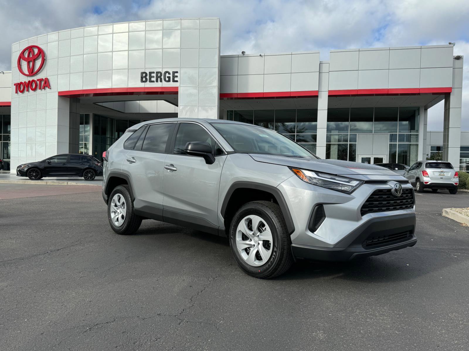 New 2025 Toyota RAV4 LE