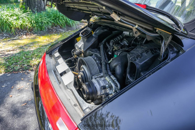 Used 1995 Porsche 911 Carrera image 24