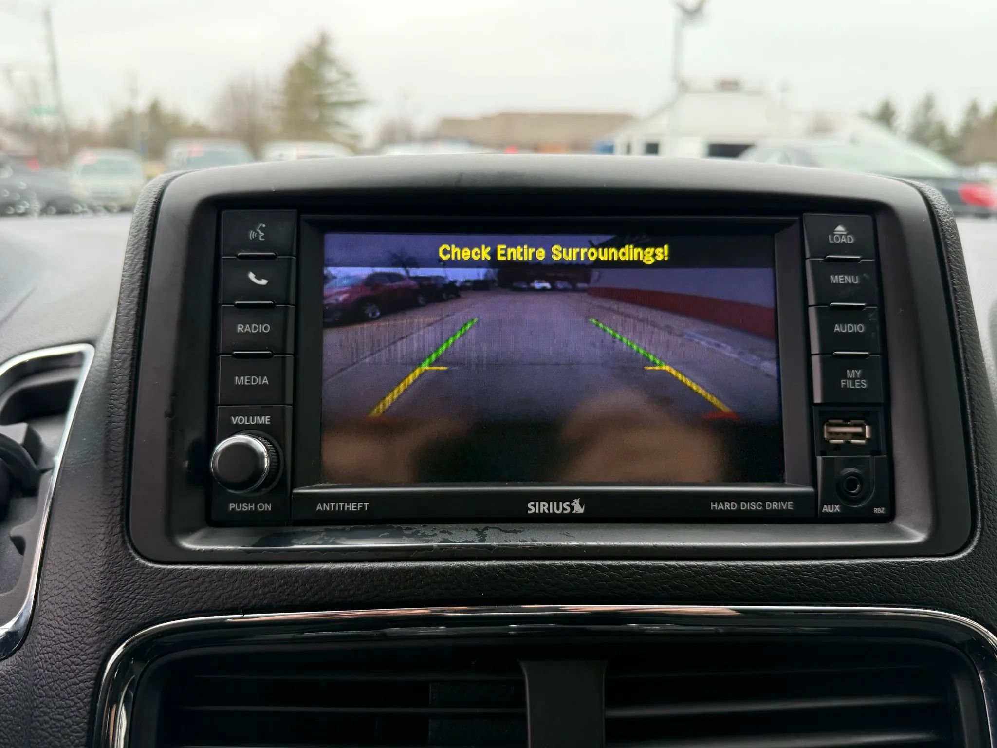 Used 2019 Dodge Grand Caravan SE w/ UConnect Hands-Free Group image 19