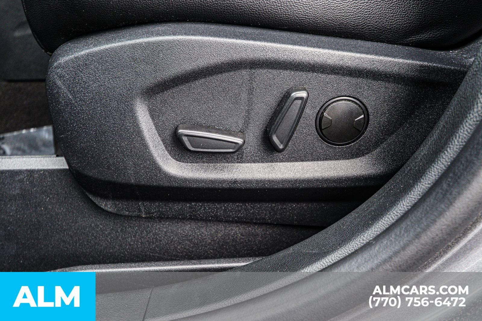 Used 2024 Ford Edge Titanium image 38