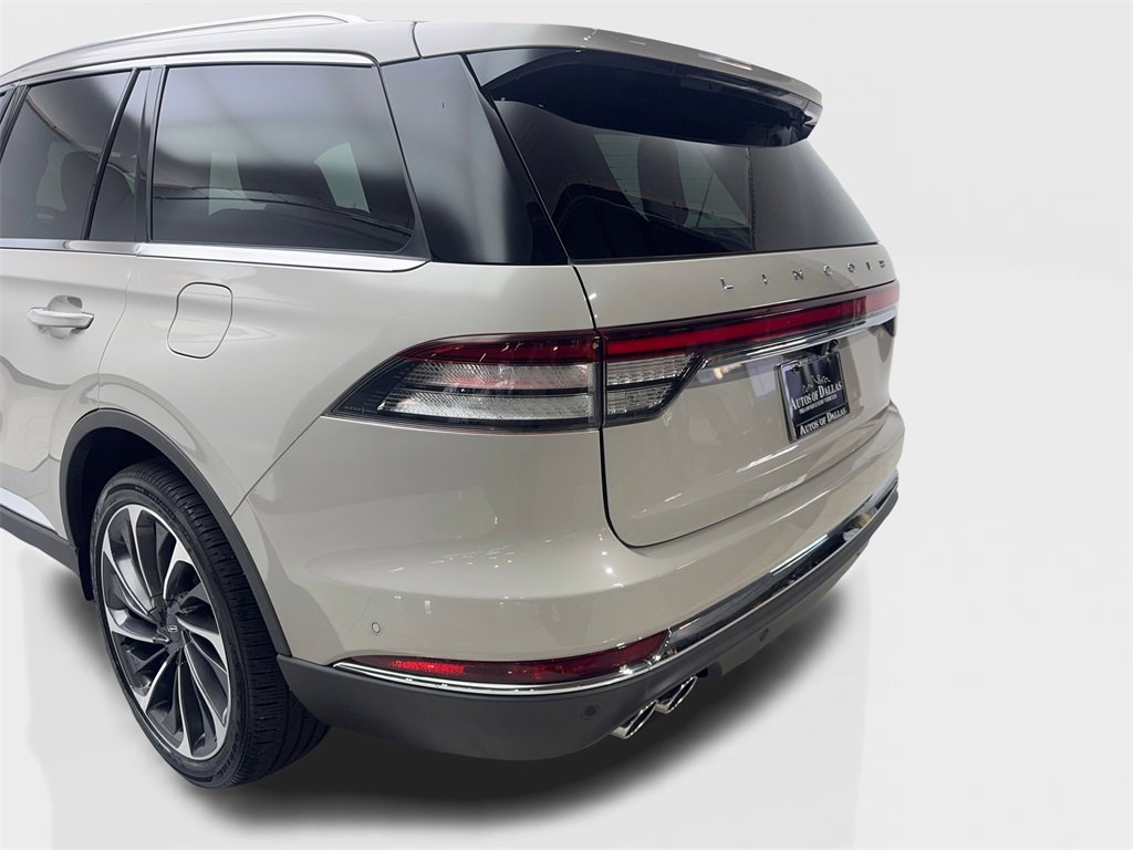 Used 2022 Lincoln Aviator Reserve w/ Equipment Group 201A image 19