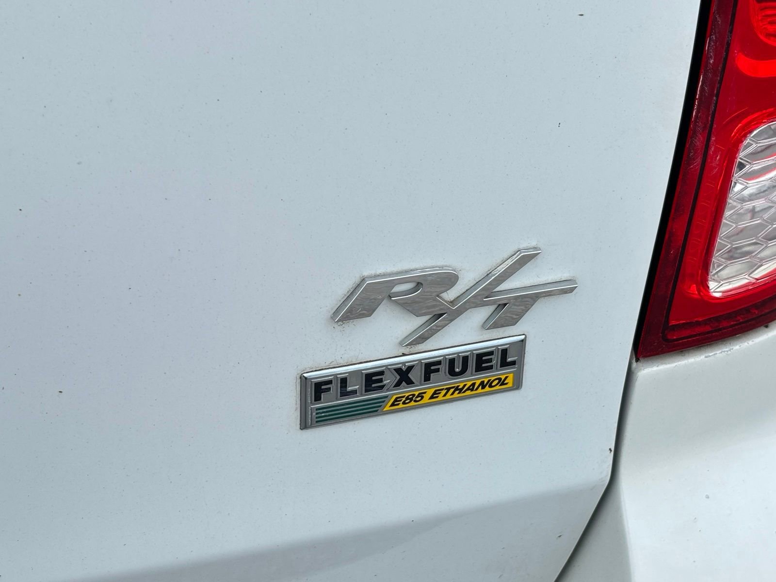 Used 2014 Dodge Grand Caravan R/T FWD image 3