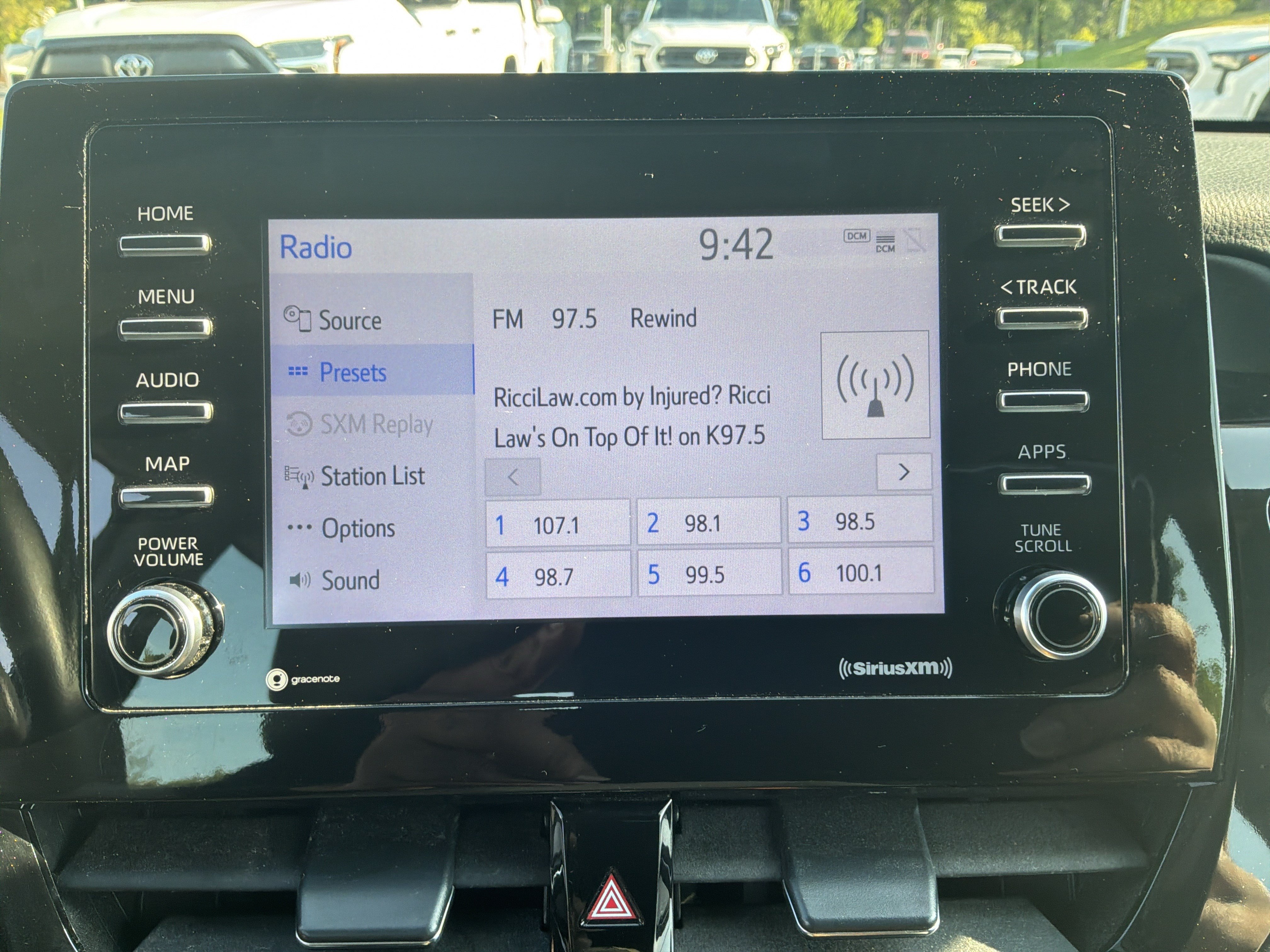 Used 2023 Toyota Camry SE FWD image 23