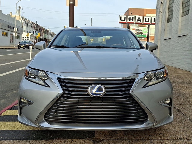 Used 2016 Lexus ES 300h video 2